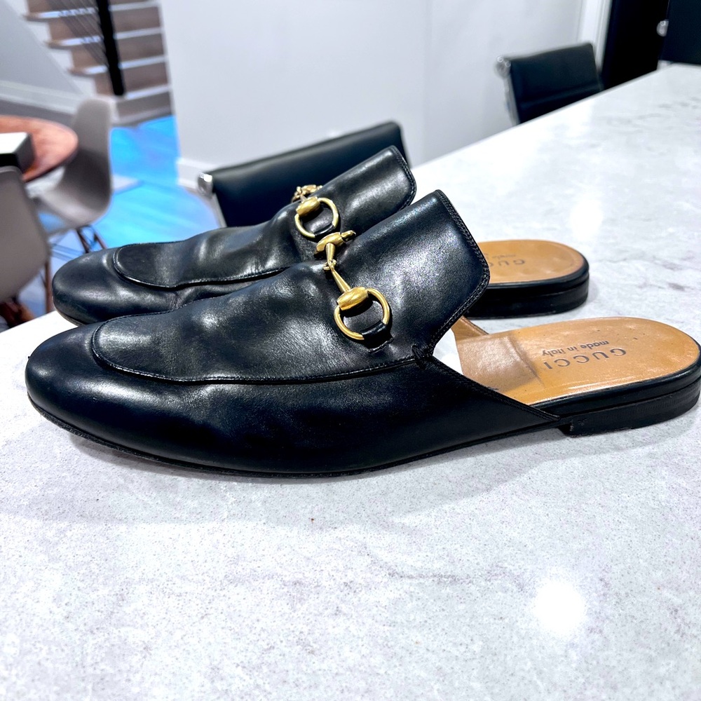 Men’s Gucci loafer slip on
